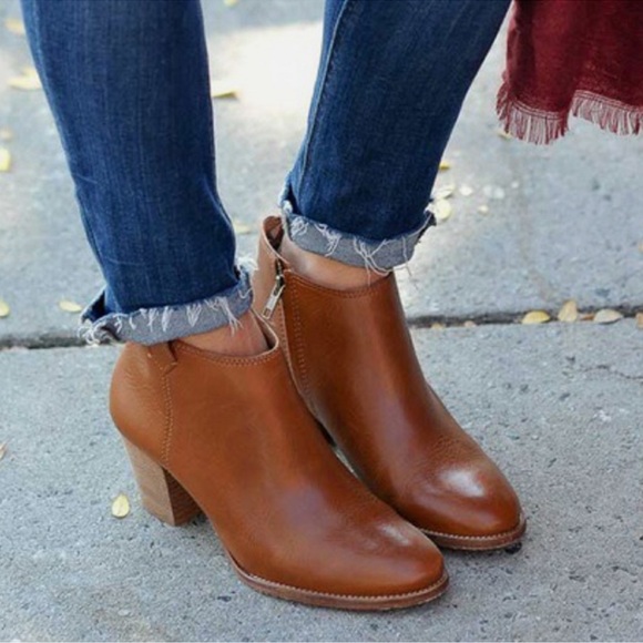 MADEWELL The Billie Tan Ankle Boots with Side Zipper - Picture 3 of 3